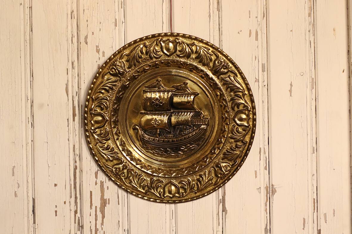 【🇬🇧 英國・黃銅浮雕帆船掛盤・巴洛克風格】