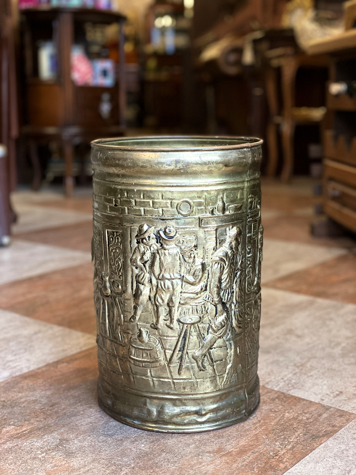 【🇬🇧 英國・浮雕黃銅桶・中世紀風格】