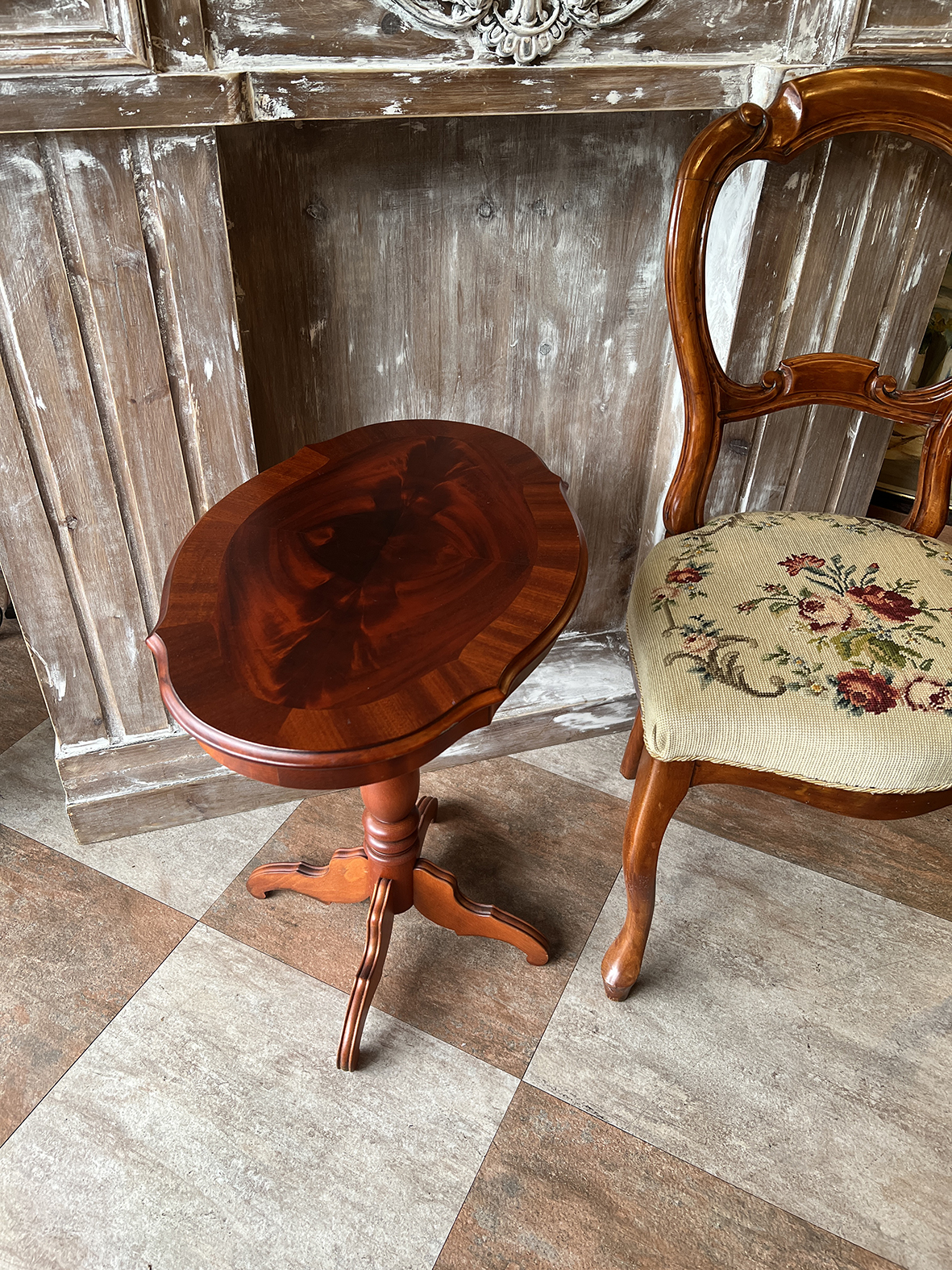 【🇬🇧 英國・桃花心木橢圓茶几・古典鄉村風】