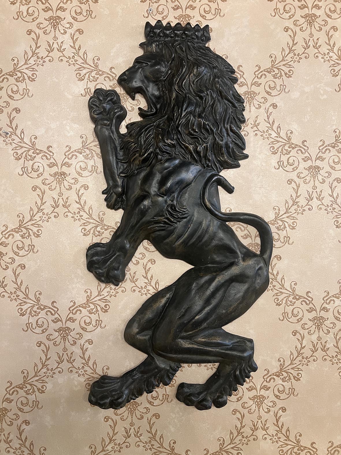 【🇫🇷 法國・戴冠獅徽雕塑壁掛・紋章藝術風格】