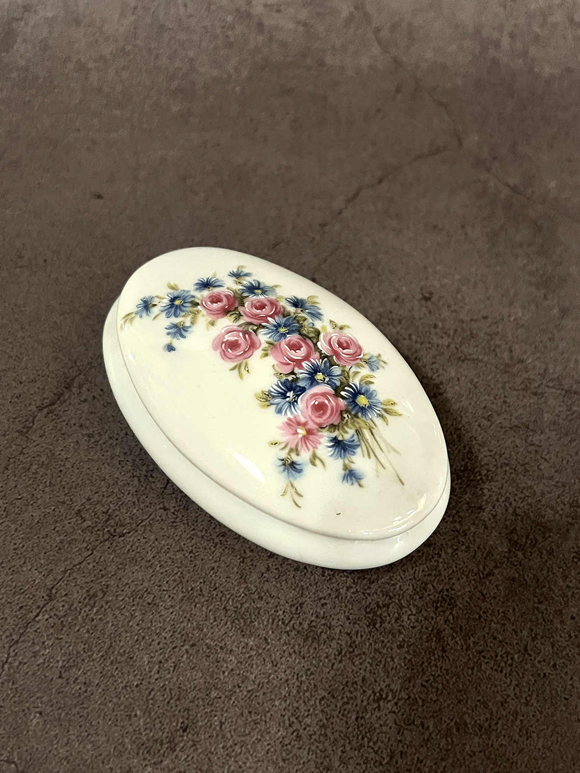 【🇫🇷 法國・Limoges 手繪玫瑰珠寶飾品瓷盒】