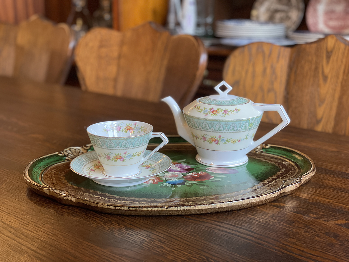 【🇮🇹 義大利・手工手繪木質托盤・古典花卉風格】