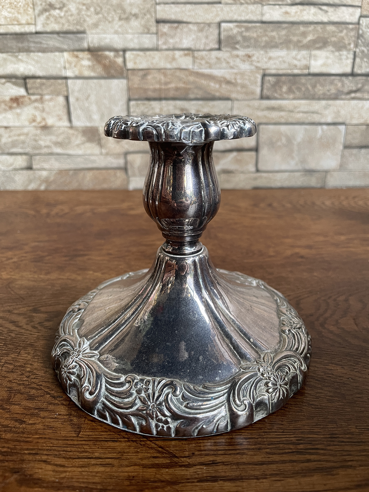 【🇬🇧 英國・手工鍍銀巴洛克浮雕燭台・古典餐桌裝飾】